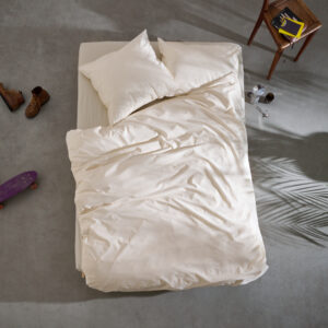Louise Muster – undyed